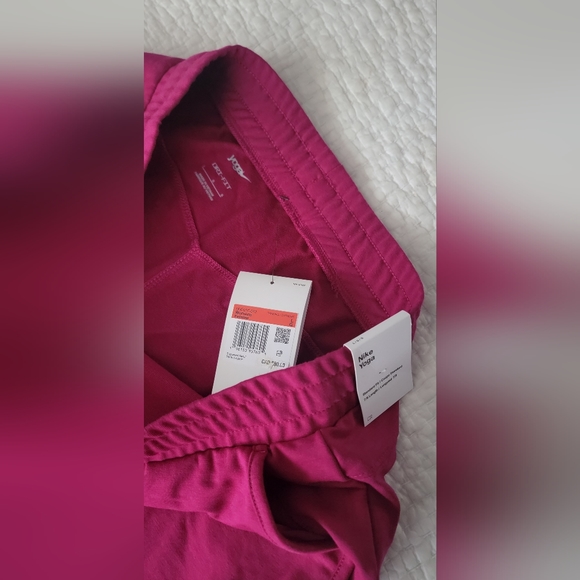 BNWT Nike Womens Yoga Joggers Size L - Picture 4 of 5